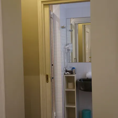 Le Stanze Di Elle Guest house